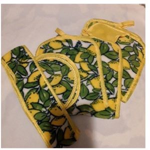 𝅺makeup remover towel by Campanelli 8 piece set new never opened, lemons yellow
